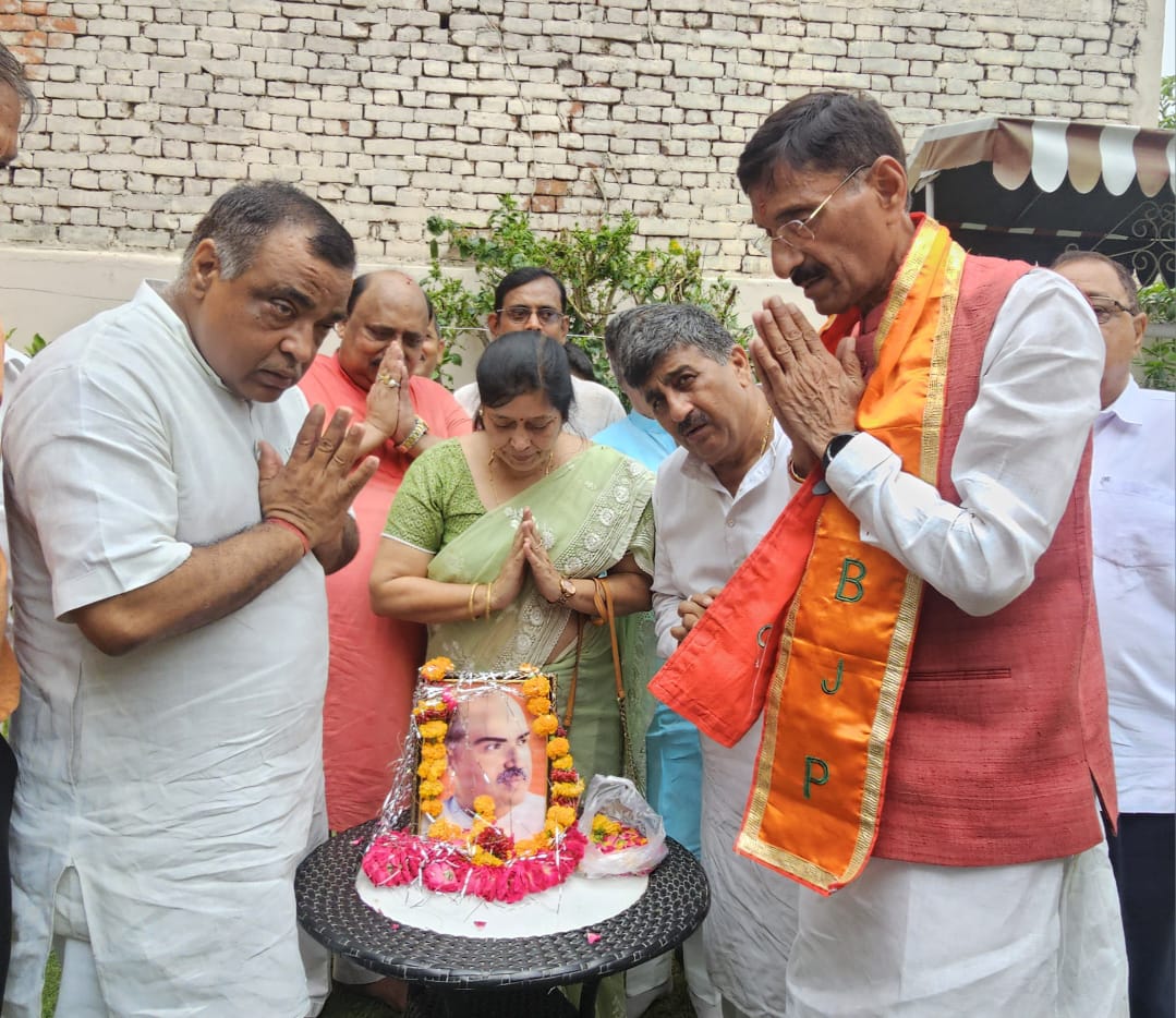 कांग्रेस ने राष्ट्रीय अखंडता को चोट पहुंचाई: संजय सेठ