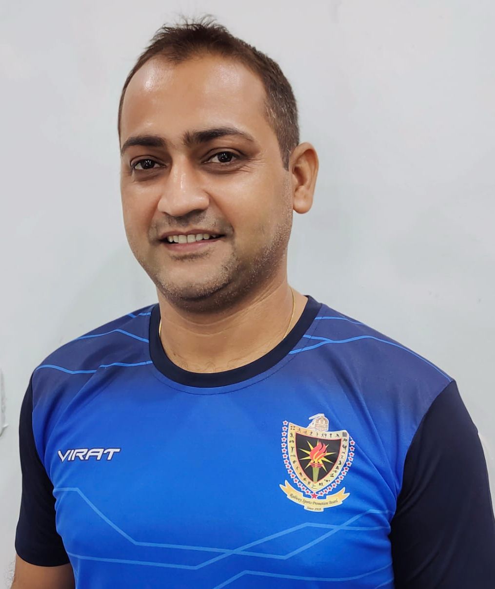 BCCI मैच रेफरी परीक्षा में शिवाकांत शुक्ला ने किया टॉप, 84.5% अंकों के साथ बने देश के नंबर 1 | दीनार टाइम्स