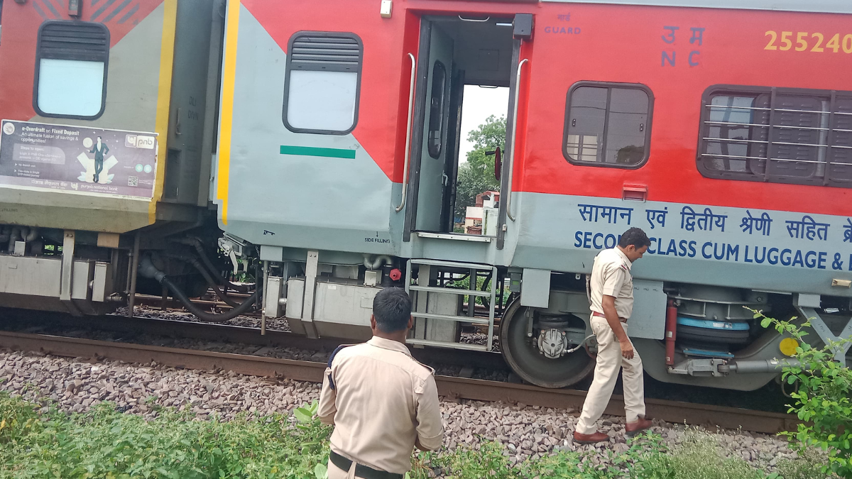 सूबेदारगंज जम्मू मेल के ब्रेक में आई तकनीकी खराबी